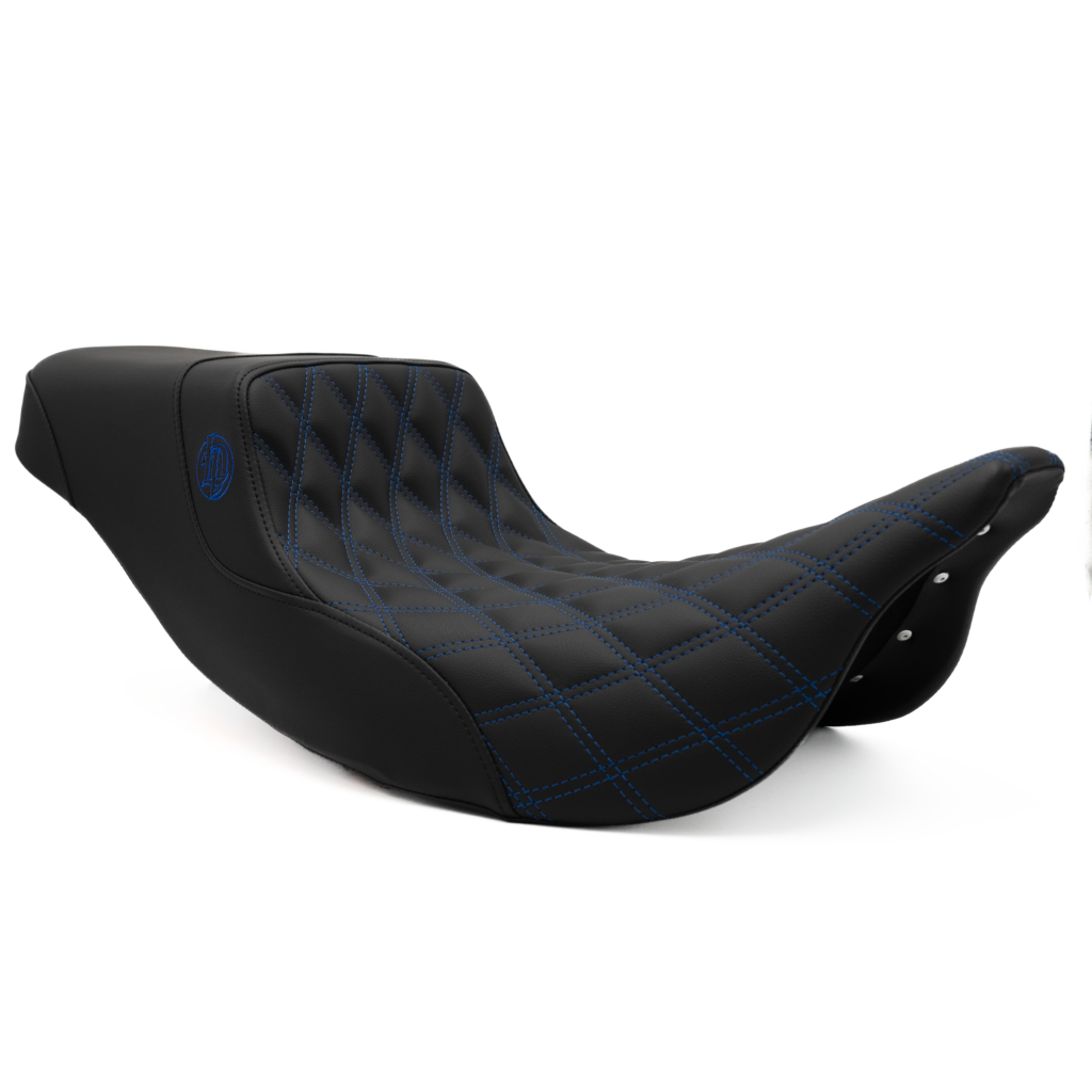 08-23 Get Lucky Bagger Seat With Black Double Diamond Stitching