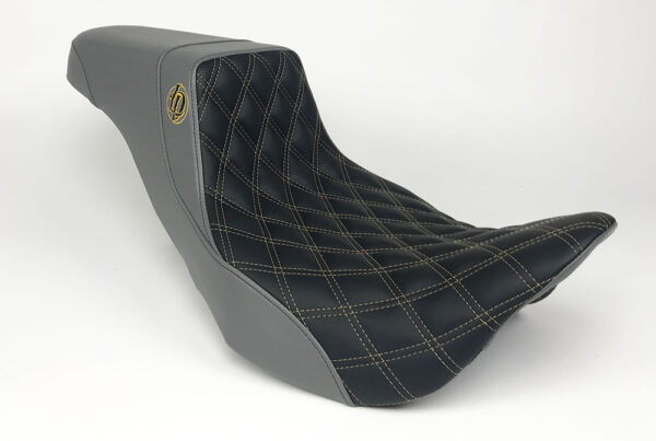 custom_seat02_8e6abc99-9d59-40cd-ac3c-6e6f5f13b7fb